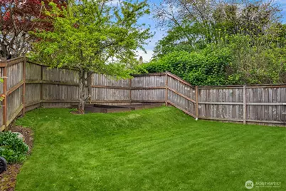 10945 Forest Avenue S, Seattle, WA 98178 - Photo 24