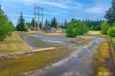 18707 Rhodes Lake Road E, Bonney Lake, WA 98391 - Photo 4