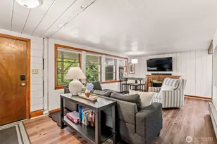 3033 31st Ave W, Seattle, WA 98199 - Photo 10