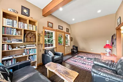 33217 Mount Tahoma Canyon Road E, Ashford, WA 98304 - Photo 10