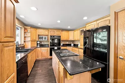33217 Mount Tahoma Canyon Road E, Ashford, WA 98304 - Photo 14