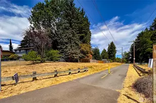 22425 69th Pl W, Mountlake Terrace, WA 98155 - Photo 36