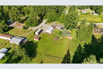 6908 242nd Avenue E, Buckley, WA 98321 - Photo 2