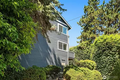 3009 3rd Avenue W #6, Seattle, WA 98119 - Photo 2