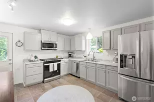 2375 Nicholas Dr, Ferndale, WA 98248 - Photo 10