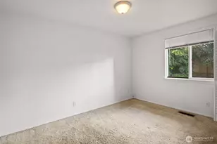 9220 NE 191st St, Bothell, WA 98011 - Photo 16