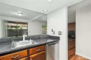 709 143rd Ave NE, Bellevue, WA 98007 - Photo 8