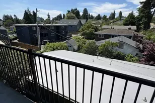 939 N 101st St, Seattle, WA 98133 - Photo 12