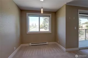 939 N 101st St, Seattle, WA 98133 - Photo 4