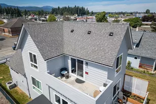 916 Georgiana St, Port Angeles, WA 98362 - Photo 38