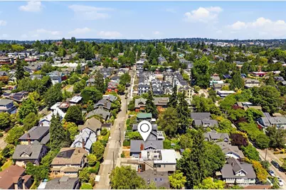 4318 1st Avenue NE, Seattle, WA 98105 - Photo 32