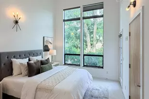 4917 39th Ave S, Seattle, WA 98118 - Photo 10