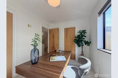 4917 39th Avenue S, Seattle, WA 98118 - Photo 16