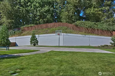305 Lynnwood Avenue SE, Renton, WA 98056 - Photo 26