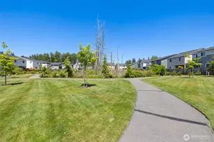 7435 87th Dr NE, Marysville, WA 98270 - Photo 32