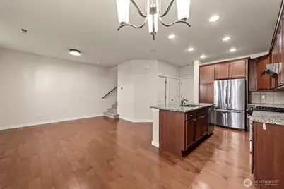1119 NE Hickory Lane, Issaquah, WA 98029 - Photo 4