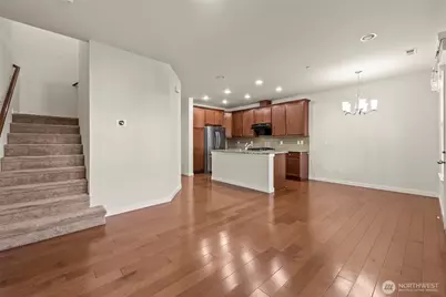 1119 NE Hickory Lane, Issaquah, WA 98029 - Photo 2