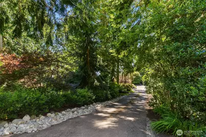 5858 Crystal Springs Drive NE, Bainbridge Island, WA 98110 - Photo 6