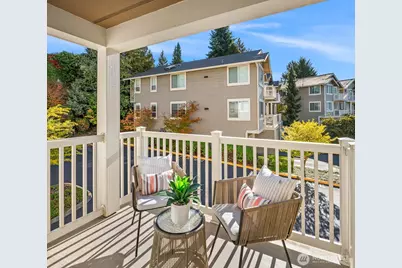 18544 NE 57th Street, Redmond, WA 98052 - Photo 10