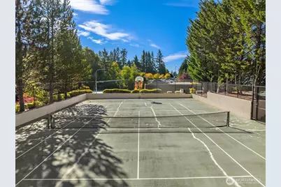 18544 NE 57th Street, Redmond, WA 98052 - Photo 26