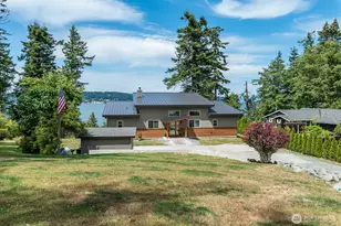 612 Maple Heights Rd, Camano Island, WA 98282 - Photo 2