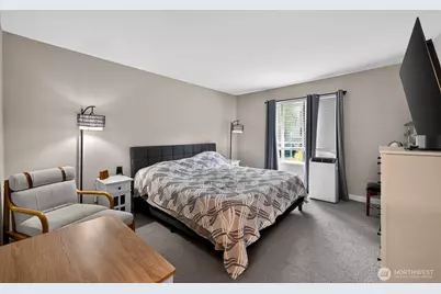 1220 6th Avenue S #B304, Edmonds, WA 98020 - Photo 24