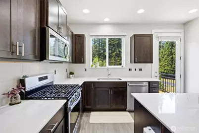 19414 35th Drive SE #D, Bothell, WA 98012 - Photo 14