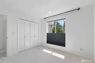 11870 SE 5th Street, Bellevue, WA 98005 - Photo 16