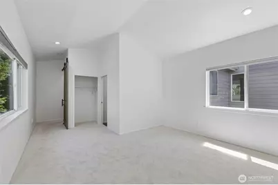 11870 SE 5th Street, Bellevue, WA 98005 - Photo 18