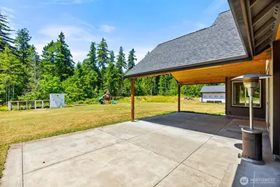 41018 80th Avenue E, Eatonville, WA 98328 - Photo 30