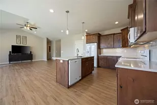 472 Sunny Brooke Ln, Chelan, WA 98816 - Photo 14