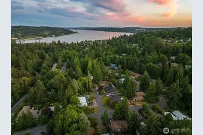 18751 60th Avenue NE, Kenmore, WA 98028 - Photo 36