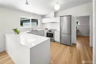 18751 60th Ave NE, Kenmore, WA 98028 - Photo 6