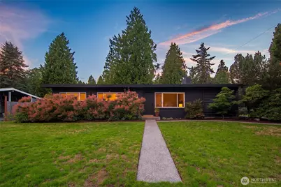 18751 60th Avenue NE, Kenmore, WA 98028 - Photo 1