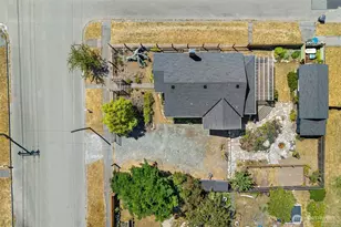 322 S Jones St, Port Angeles, WA 98362 - Photo 38