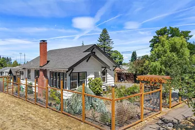 322 S Jones Street, Port Angeles, WA 98362 - Photo 2