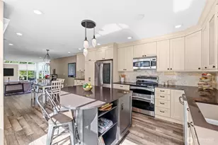 3110 W Lake Sammamish Pkwy SE, Bellevue, WA 98008 - Photo 6