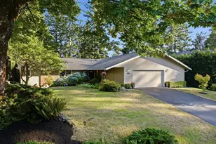 16537 SE 45th Pl, Bellevue, WA 98006 - Photo 4