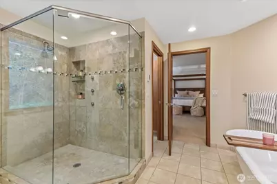 20026 190th Avenue NE, Woodinville, WA 98077 - Photo 22