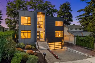 3451 12th Ave W, Seattle, WA 98119 - Photo 2