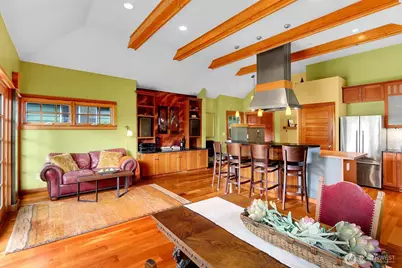 4229 46th Avenue S, Seattle, WA 98118 - Photo 4