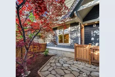3670 Dayton Avenue N #B, Seattle, WA 98103 - Photo 4