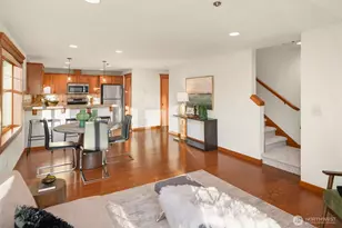 3670 Dayton Ave N, Seattle, WA 98103 - Photo 8