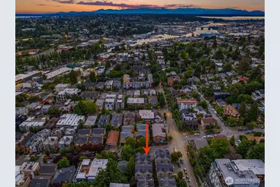 3670 Dayton Avenue N #B, Seattle, WA 98103 - Photo 36