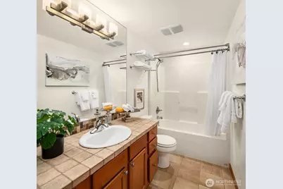3670 Dayton Avenue N #B, Seattle, WA 98103 - Photo 28