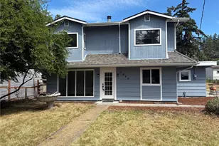 1040 W Shady Ln, Oak Harbor, WA 98277 - Photo 1