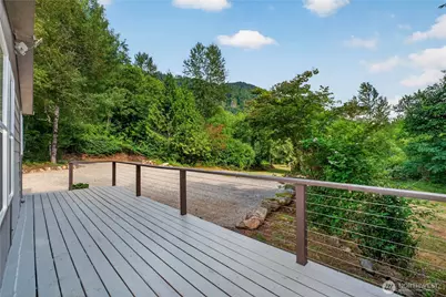 37639 324th Place SE, Enumclaw, WA 98022 - Photo 4