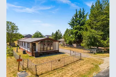 9035 Pepperidge Lane SE, Yelm, WA 98597 - Photo 2