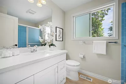 15522 SE 44th Place, Bellevue, WA 98006 - Photo 24