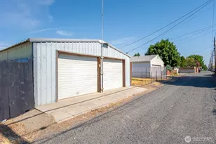 36 F St SW, Ephrata, WA 98823 - Photo 6
